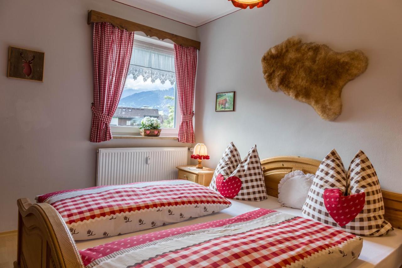 Ferienwohnung Annamirl Garmisch-Partenkirchen Luaran gambar